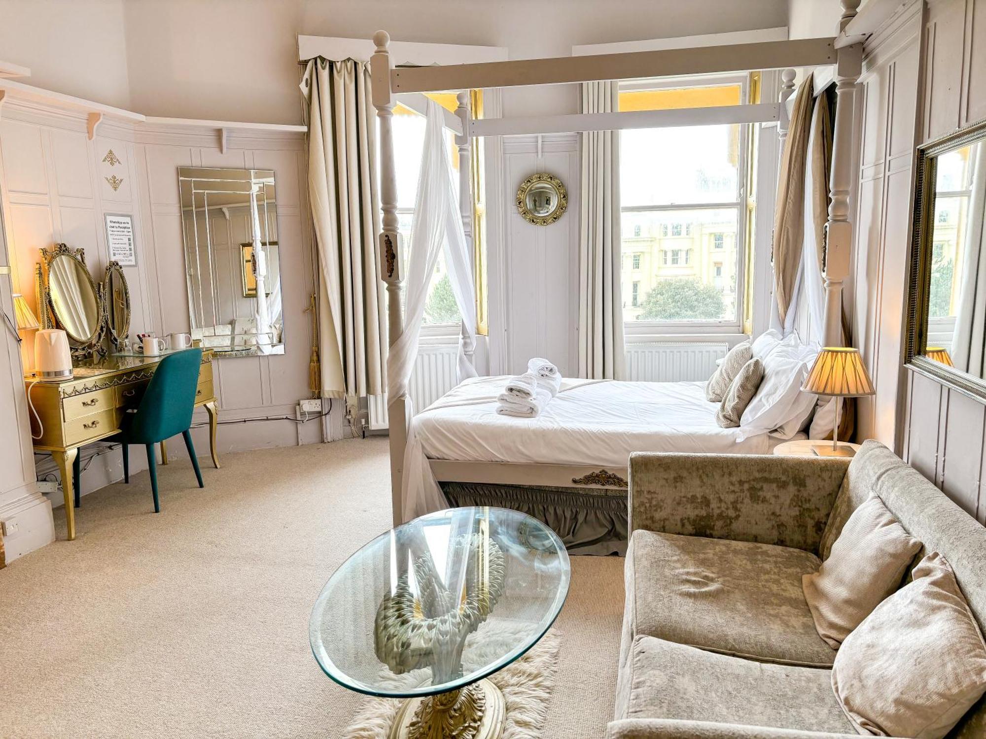 X Hotel Brunswick Square Hove Esterno foto
