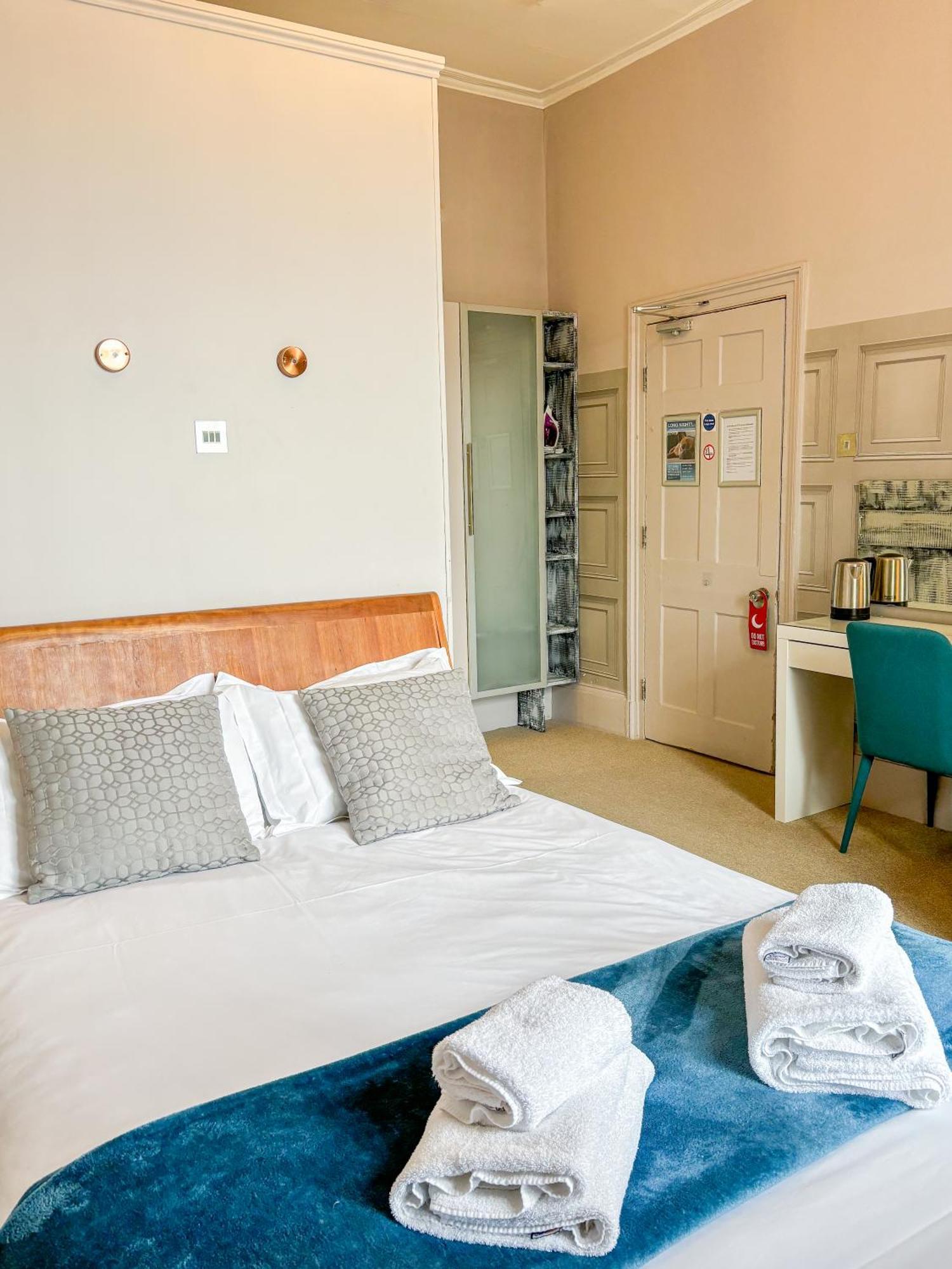 X Hotel Brunswick Square Hove Esterno foto