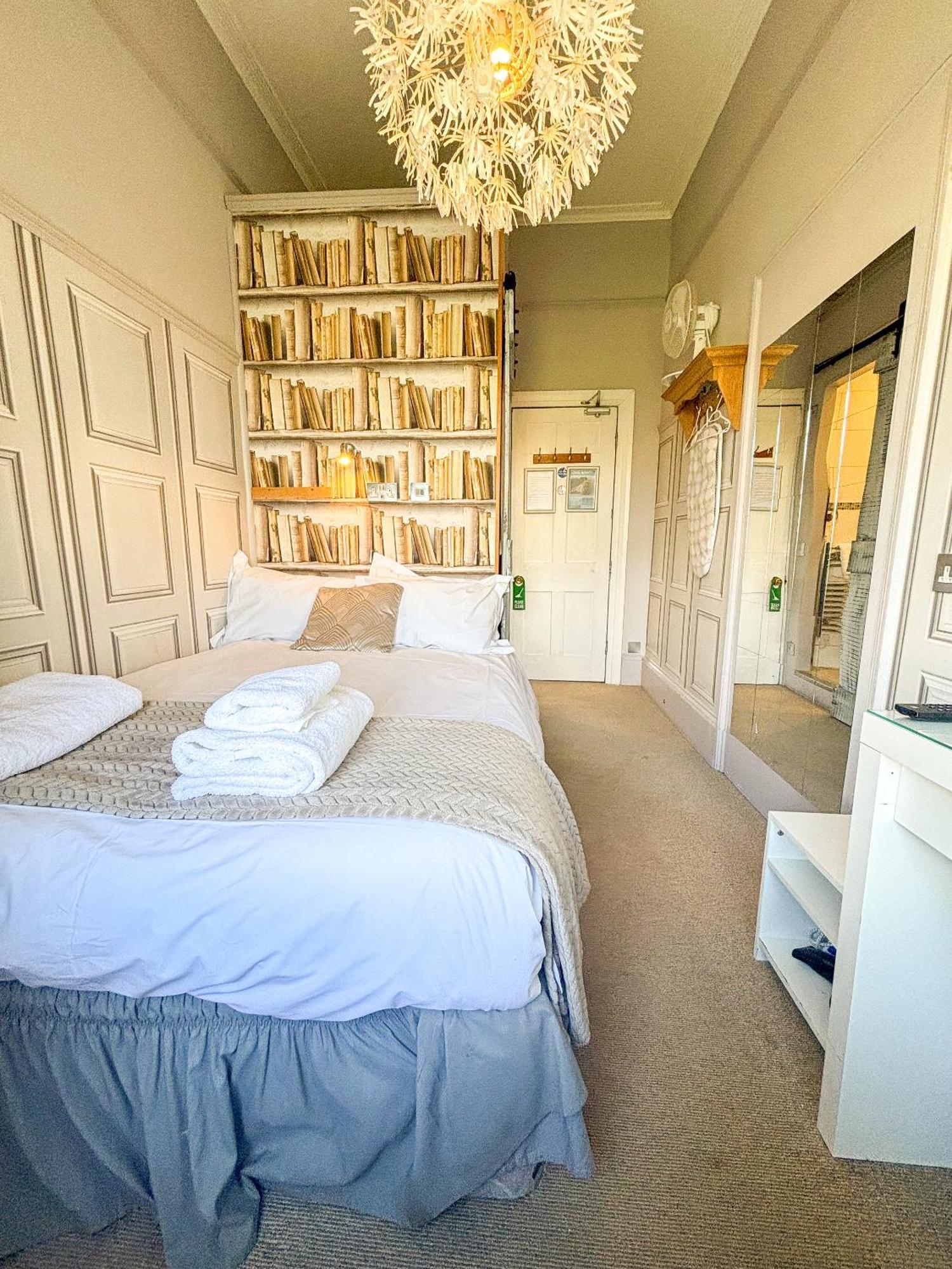X Hotel Brunswick Square Hove Esterno foto